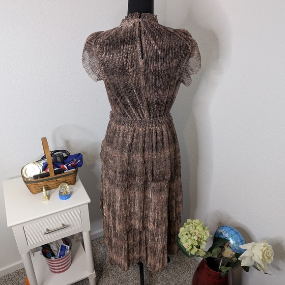 💘 Metallic Snakeskin Print Tiered Ruffle Midi Dress Anthro Rose Gold - Picture 6 of 9